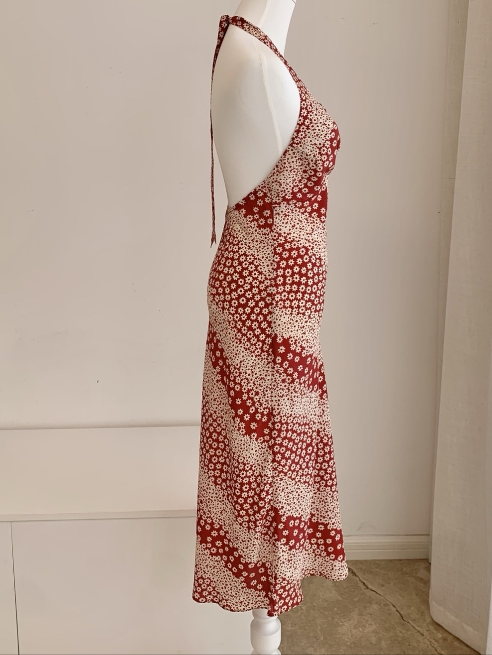 Realisation Par The Sadie Dress in Marguerite Rouge - Picture 10 of 12